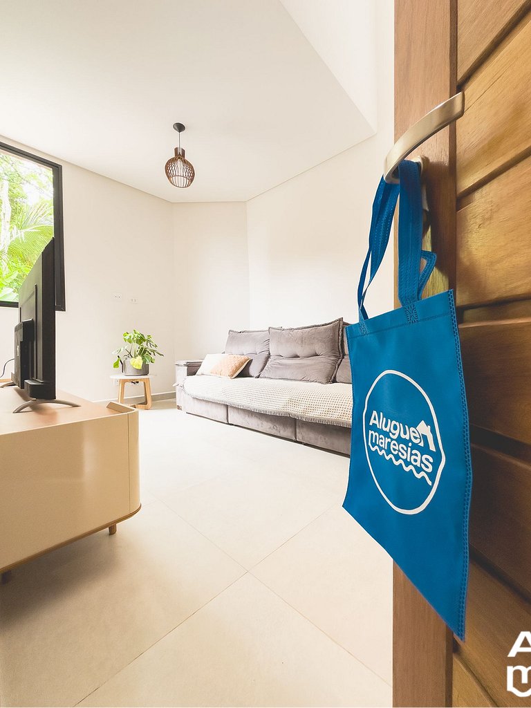 Ropa de cama | Aire acondicionado | Piscina