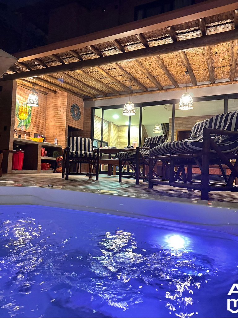 Eco House con Jacuzzi Climatizado