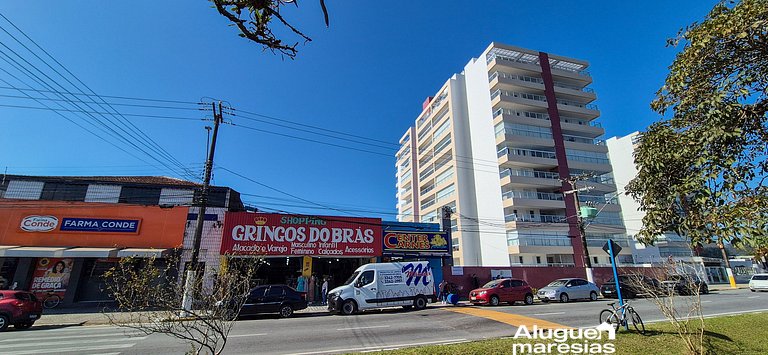 A 250m del mar, piscina y ropa de cama.