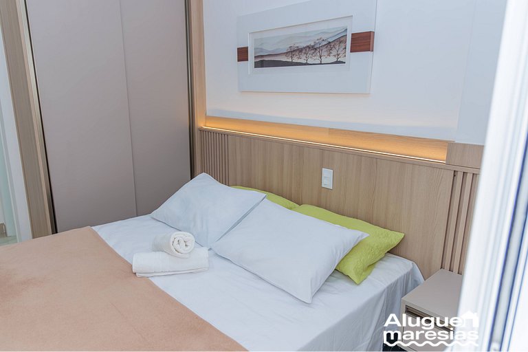 250m from the sea, swimming pool and bed linen