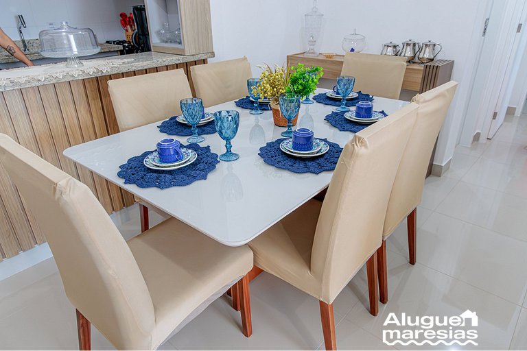 250m from the sea, swimming pool and bed linen