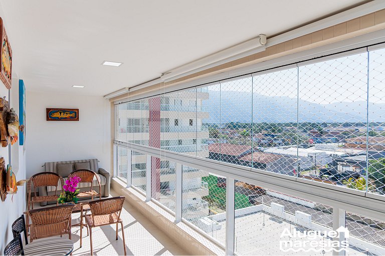 250m from the sea, swimming pool and bed linen