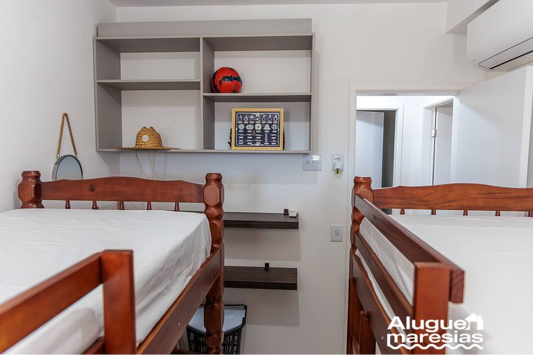 250m from the sea, swimming pool and bed linen