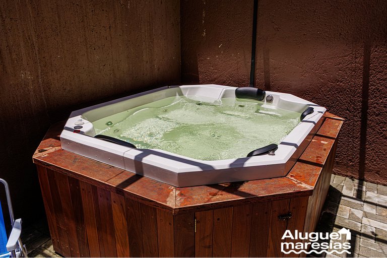 Jacuzzi, Comfort and Beach