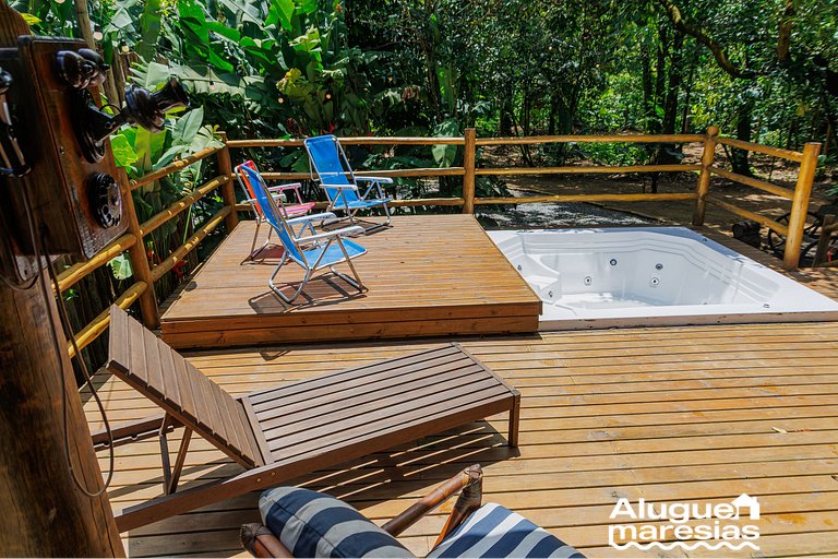 Eco House with Heated Jacuzzi