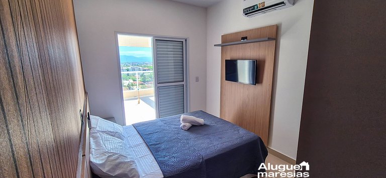 250m from the sea, swimming pool and bed linen