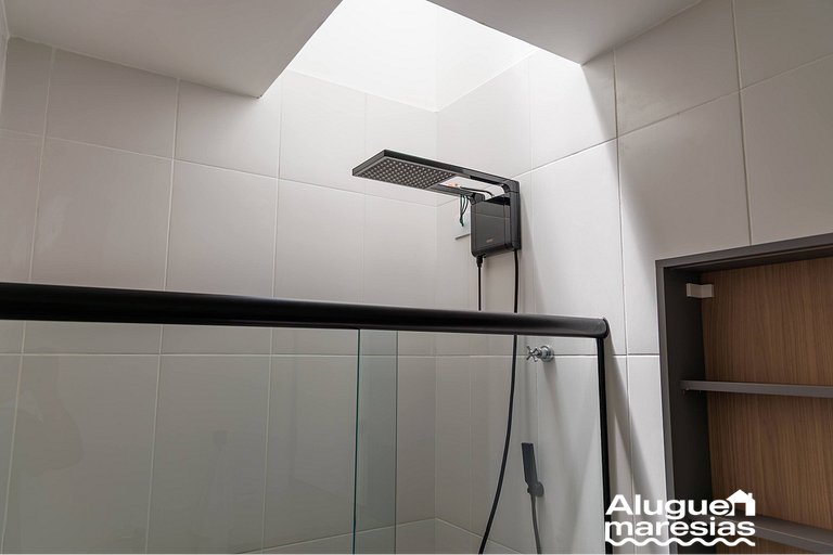 250m from the sea, swimming pool and bed linen