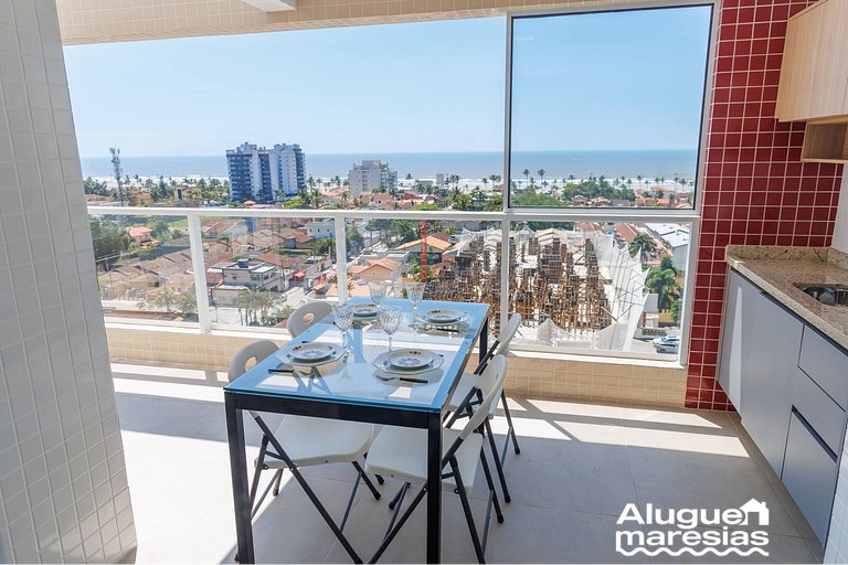 250m from the sea, swimming pool and bed linen