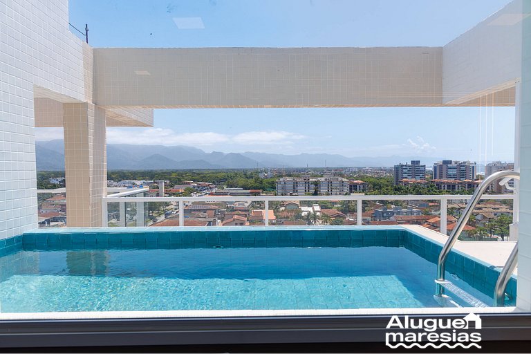 A 250m del mar, piscina y ropa de cama.