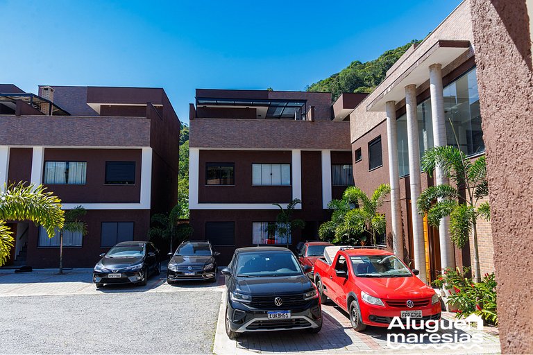 Bed linen | Air conditioning | Pool